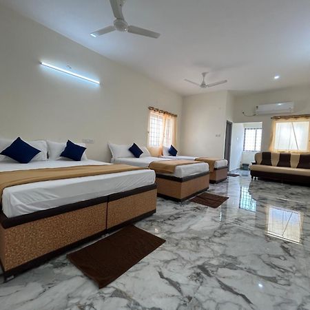 Dss Home Stay Just 500 Meter Girivalam Road Tiruvannāmalai エクステリア 写真
