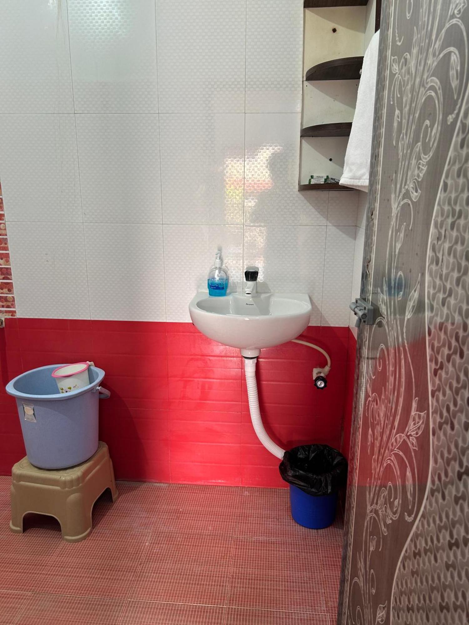 Dss Home Stay Just 500 Meter Girivalam Road Tiruvannāmalai エクステリア 写真